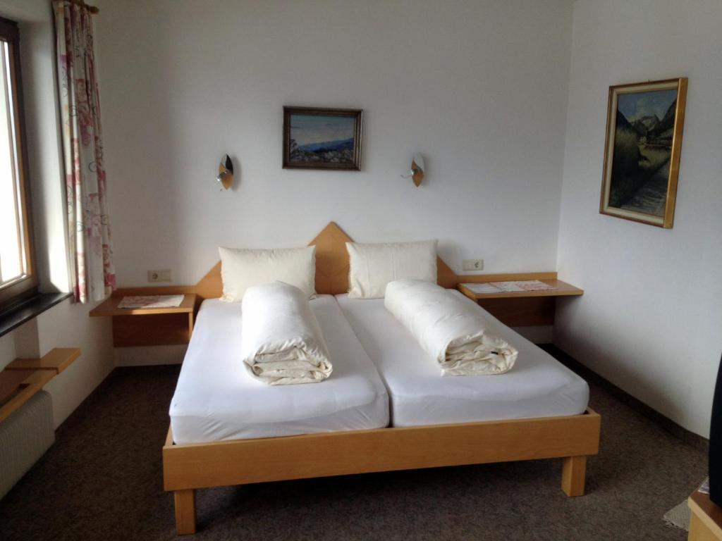 Pension Wallnoefer Mieming Room photo